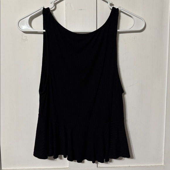 Lulus Gwynne Black Ribbed V-neck Ruffled Cropped Tank Top - Size S - Picture 3 of 4